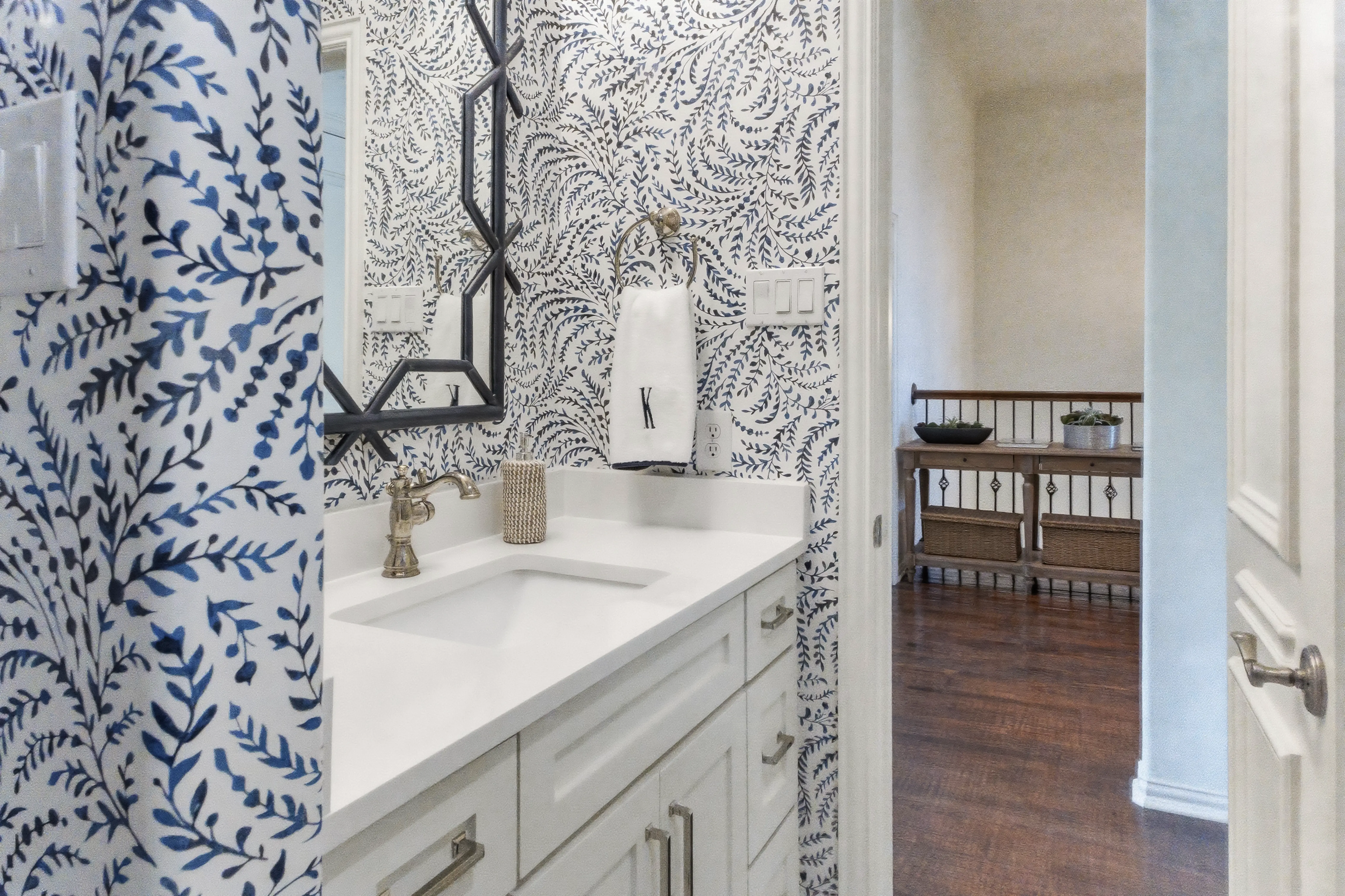 Guest bath alternate
